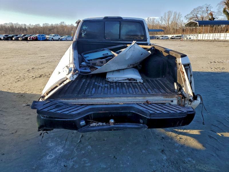 2003 Nissan Frontier King cab xe