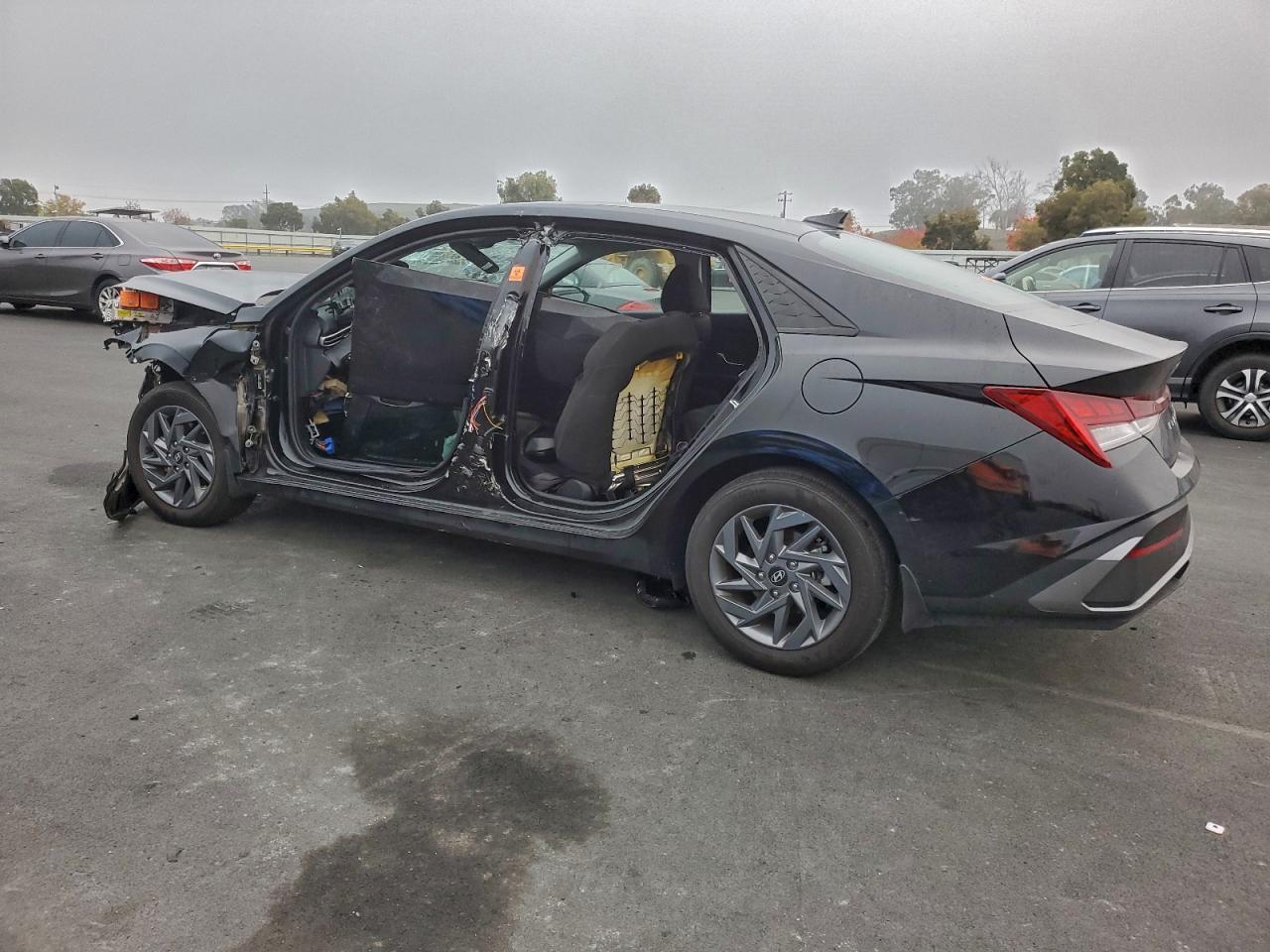2024 Hyundai Elantra Blue