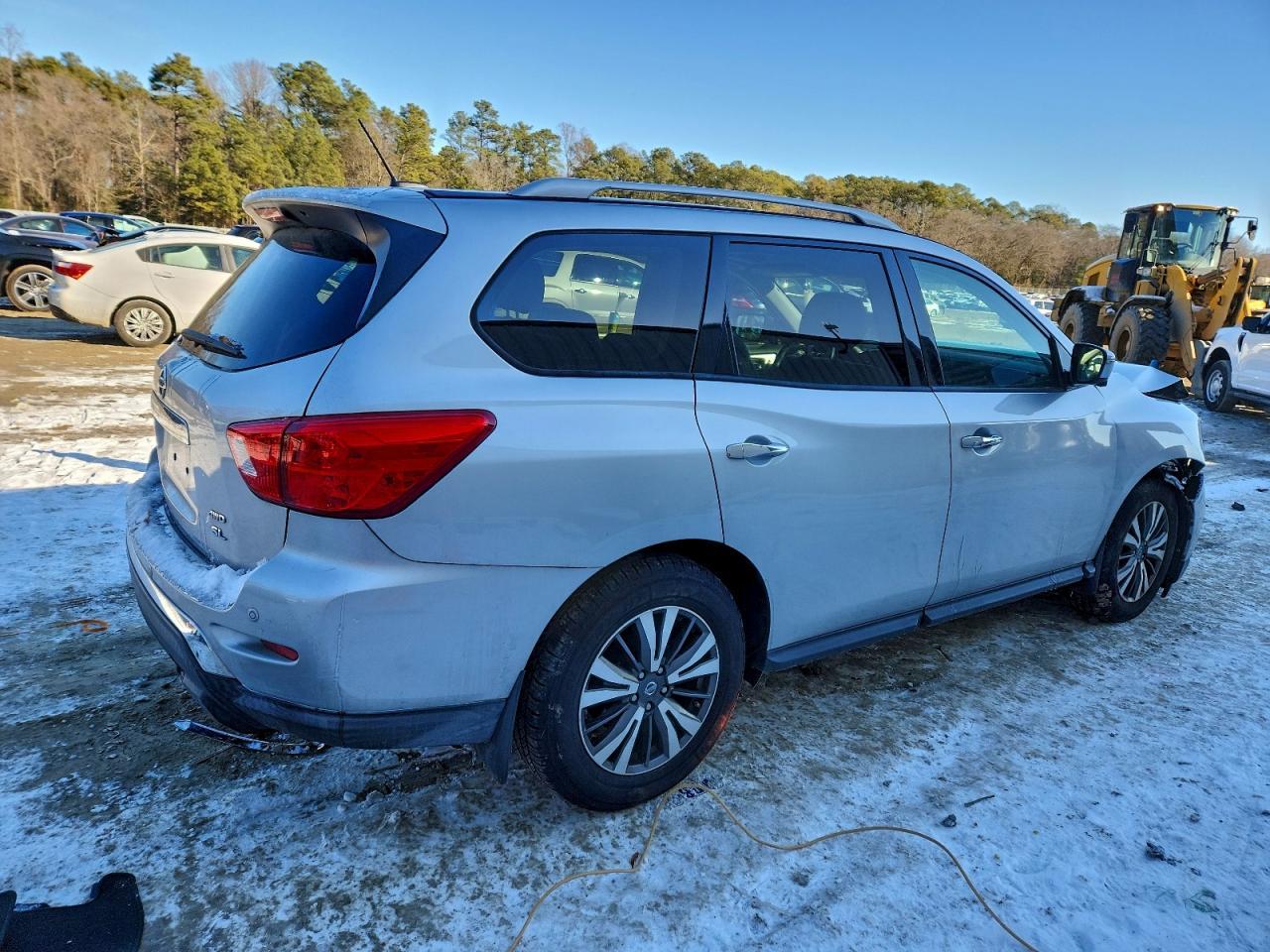 2017 Nissan Pathfinder s