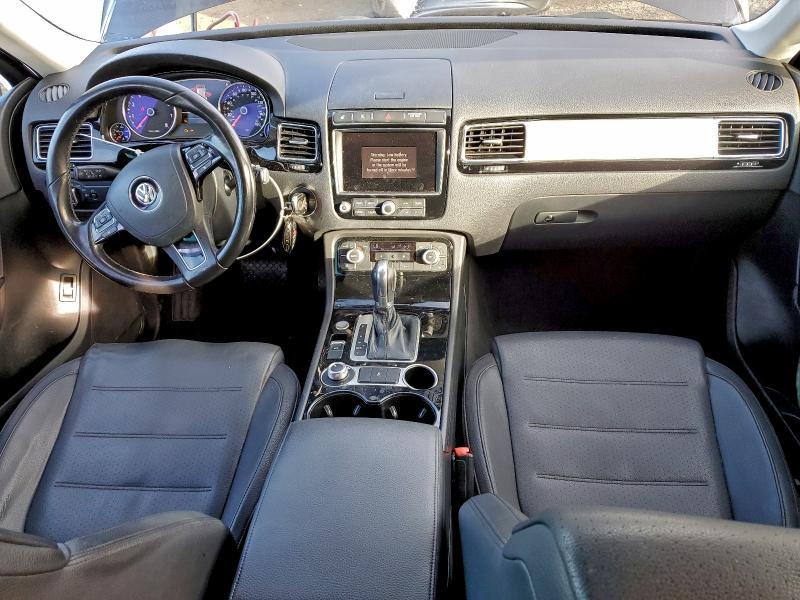 2016 Volkswagen Touareg Sport