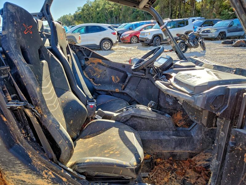 2025 Can-Am Commander xmr Utility Vehicle