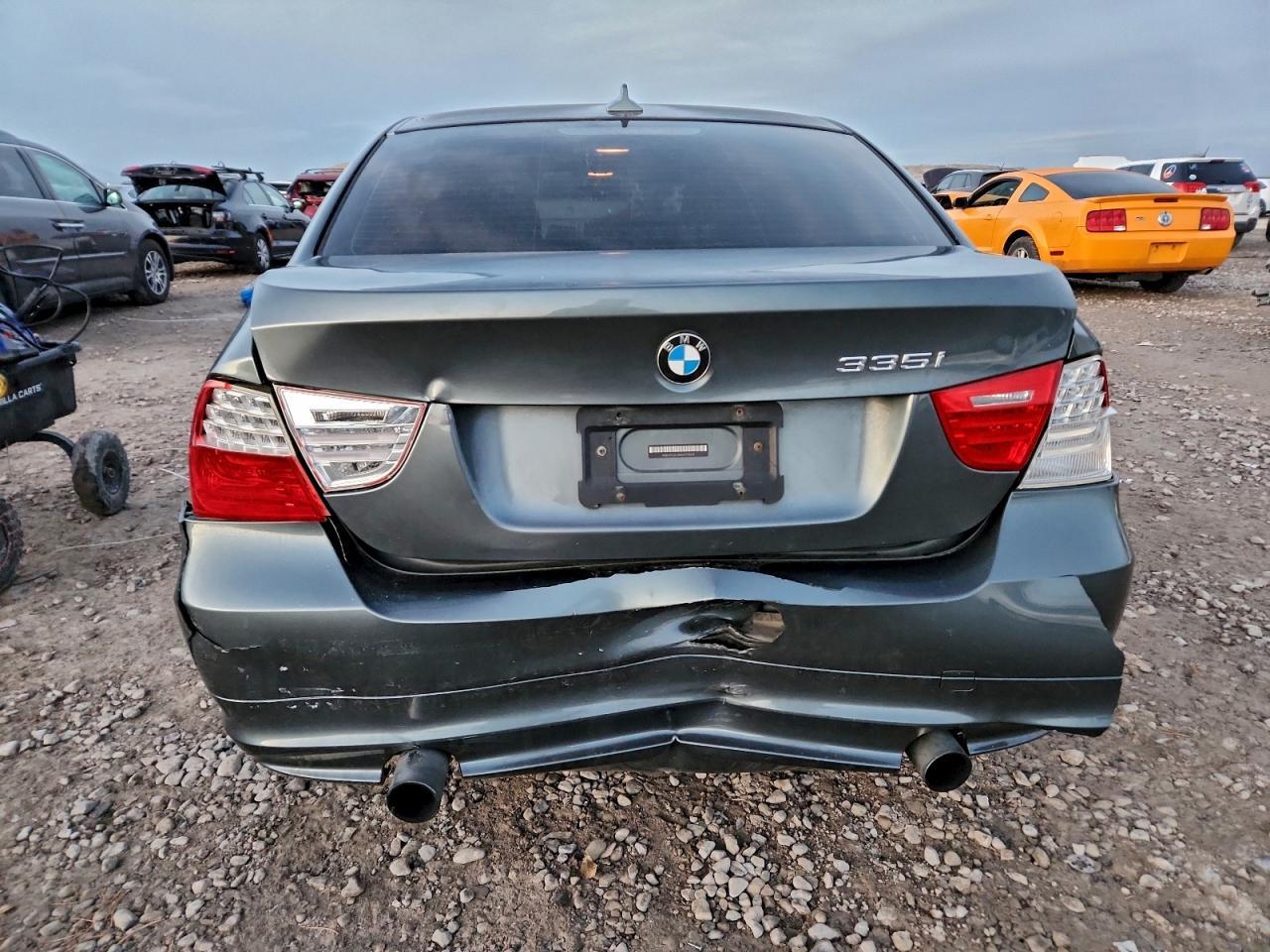 2011 BMW 335 xi
