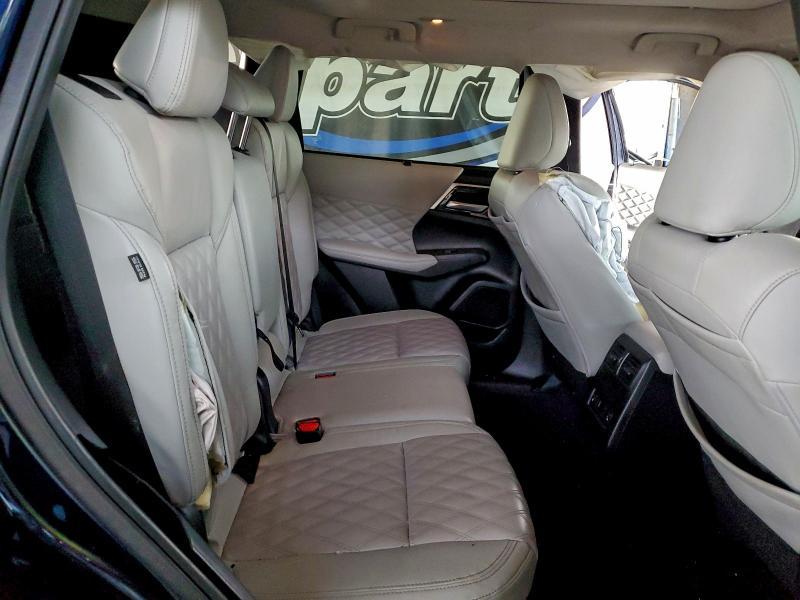 2023 Mitsubishi Outlander sel
