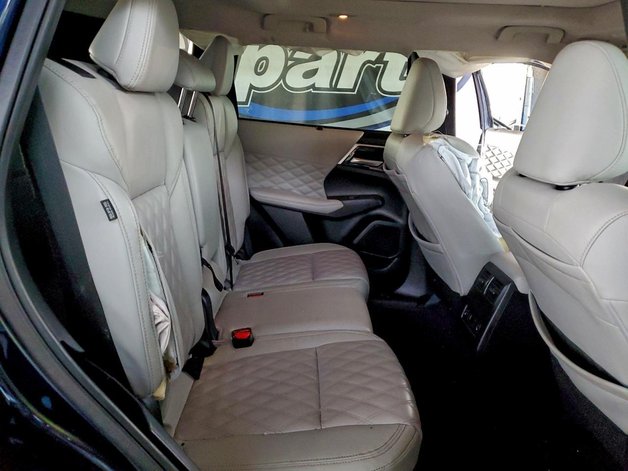 2023 Mitsubishi Outlander sel