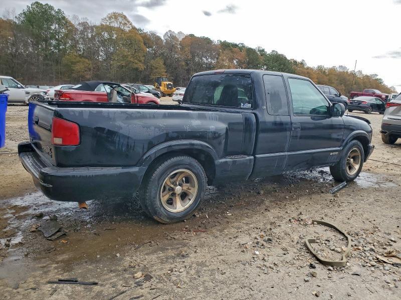 2001 Chevrolet S Truck S10