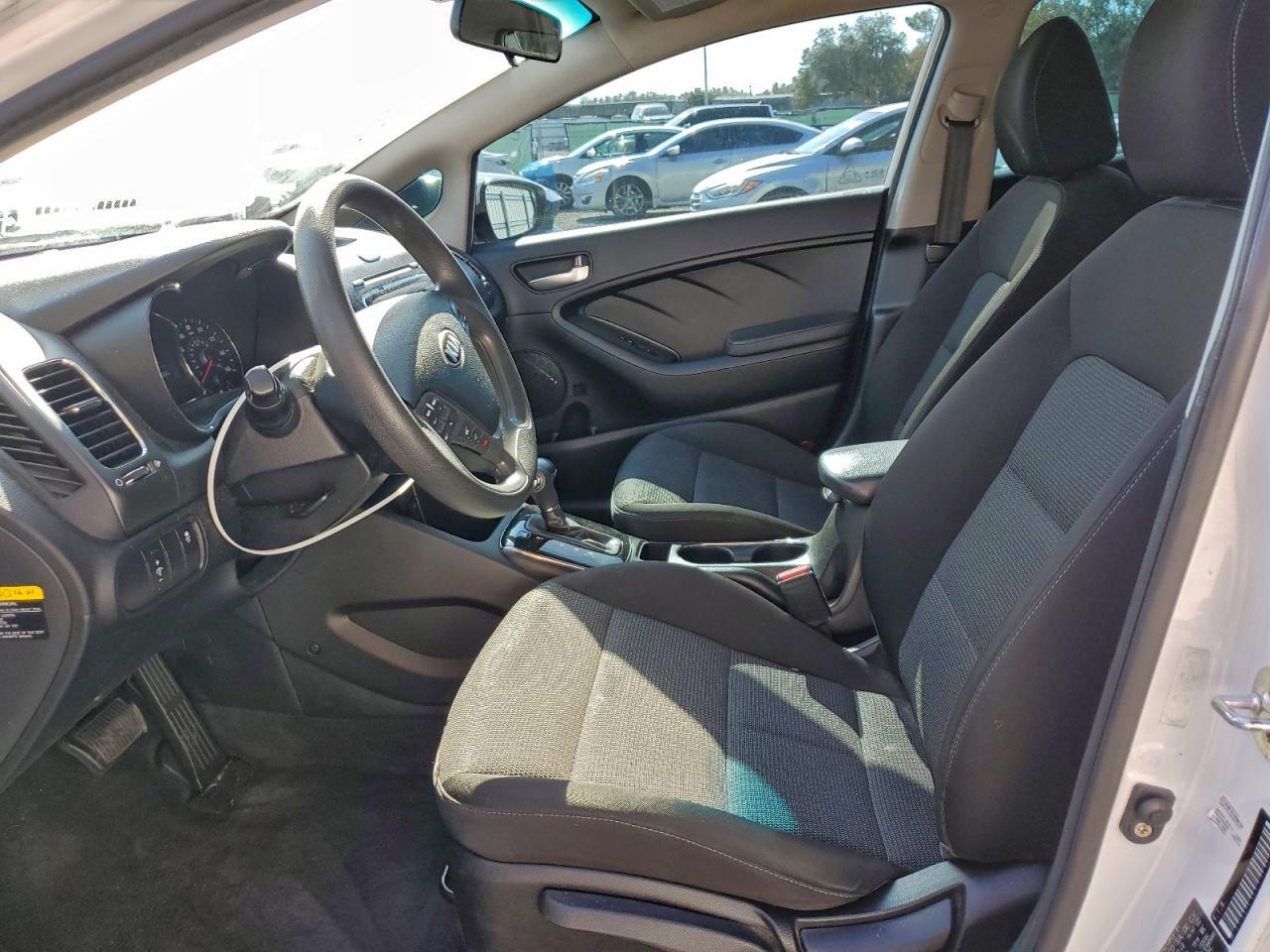 2018 KIA Forte lx