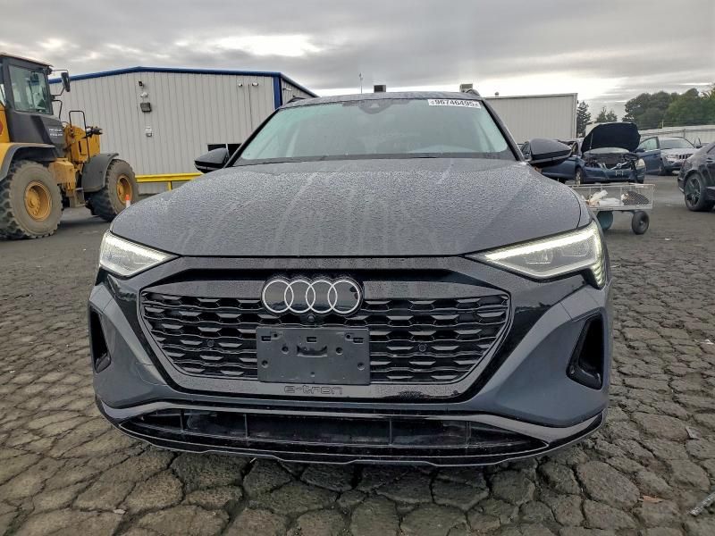 2024 Audi Q8 E-tron Premium
