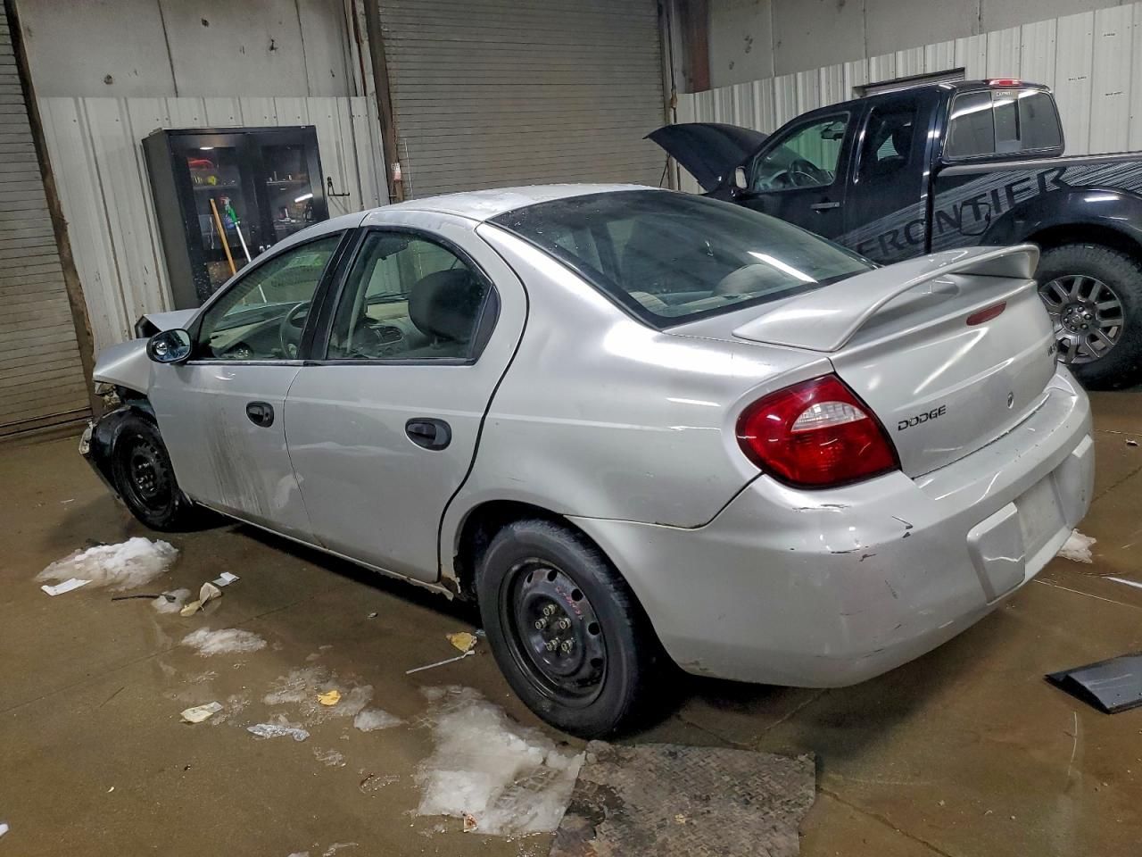 2004 Dodge Neon Base