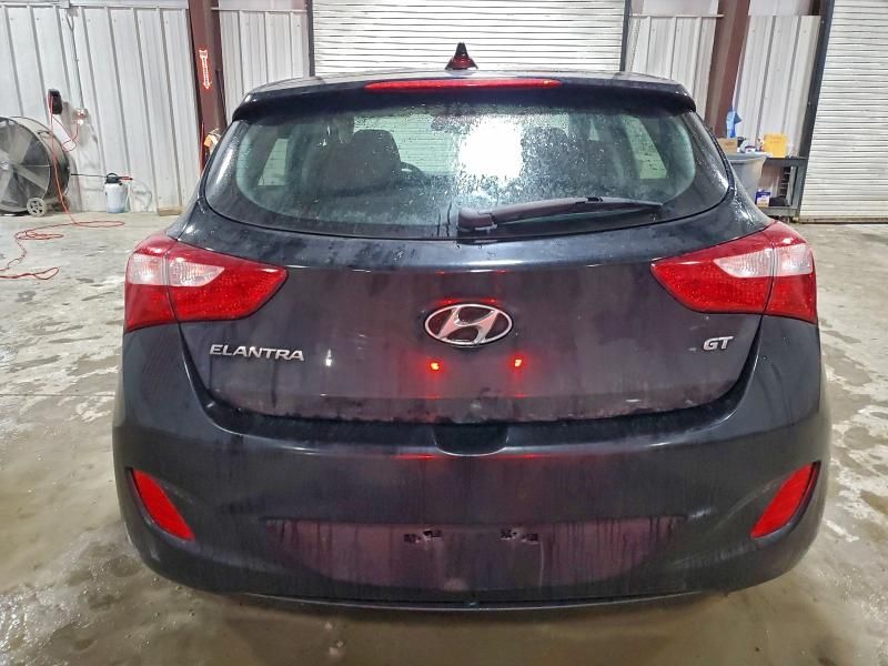 2013 Hyundai Elantra gt Base