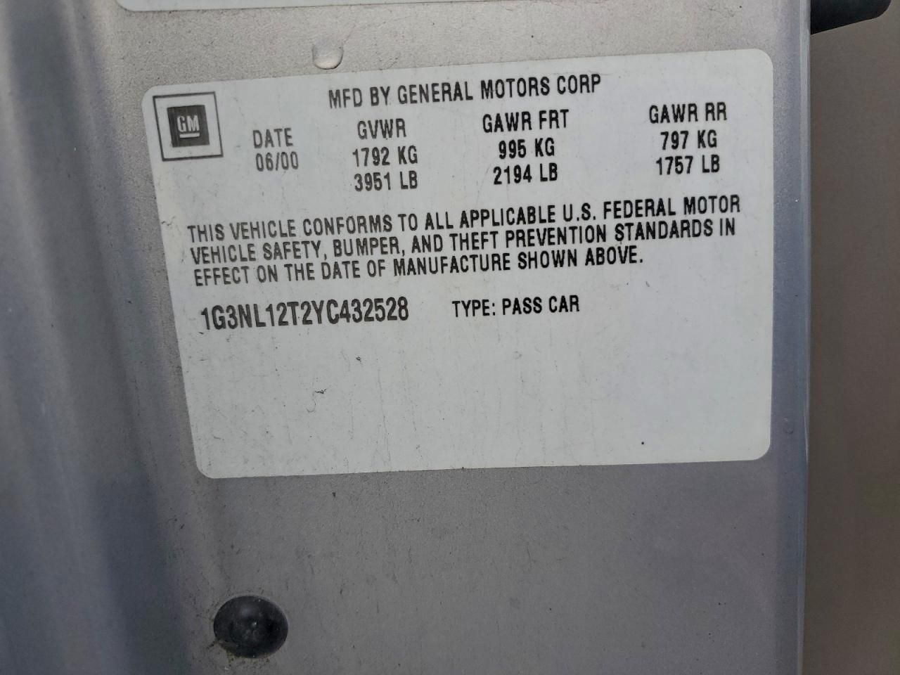 2000 Oldsmobile Alero gl