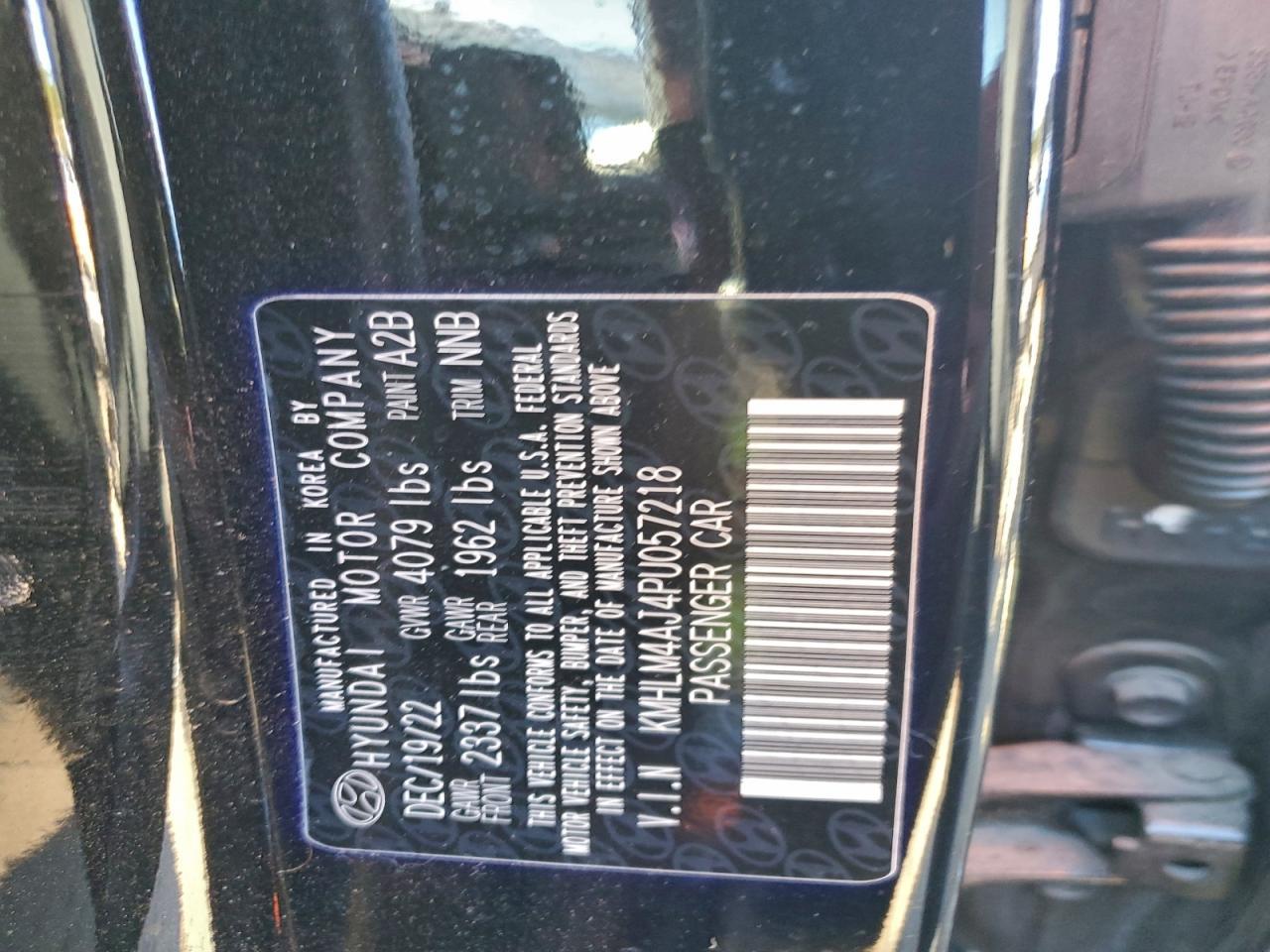 2023 Hyundai Elantra Blue