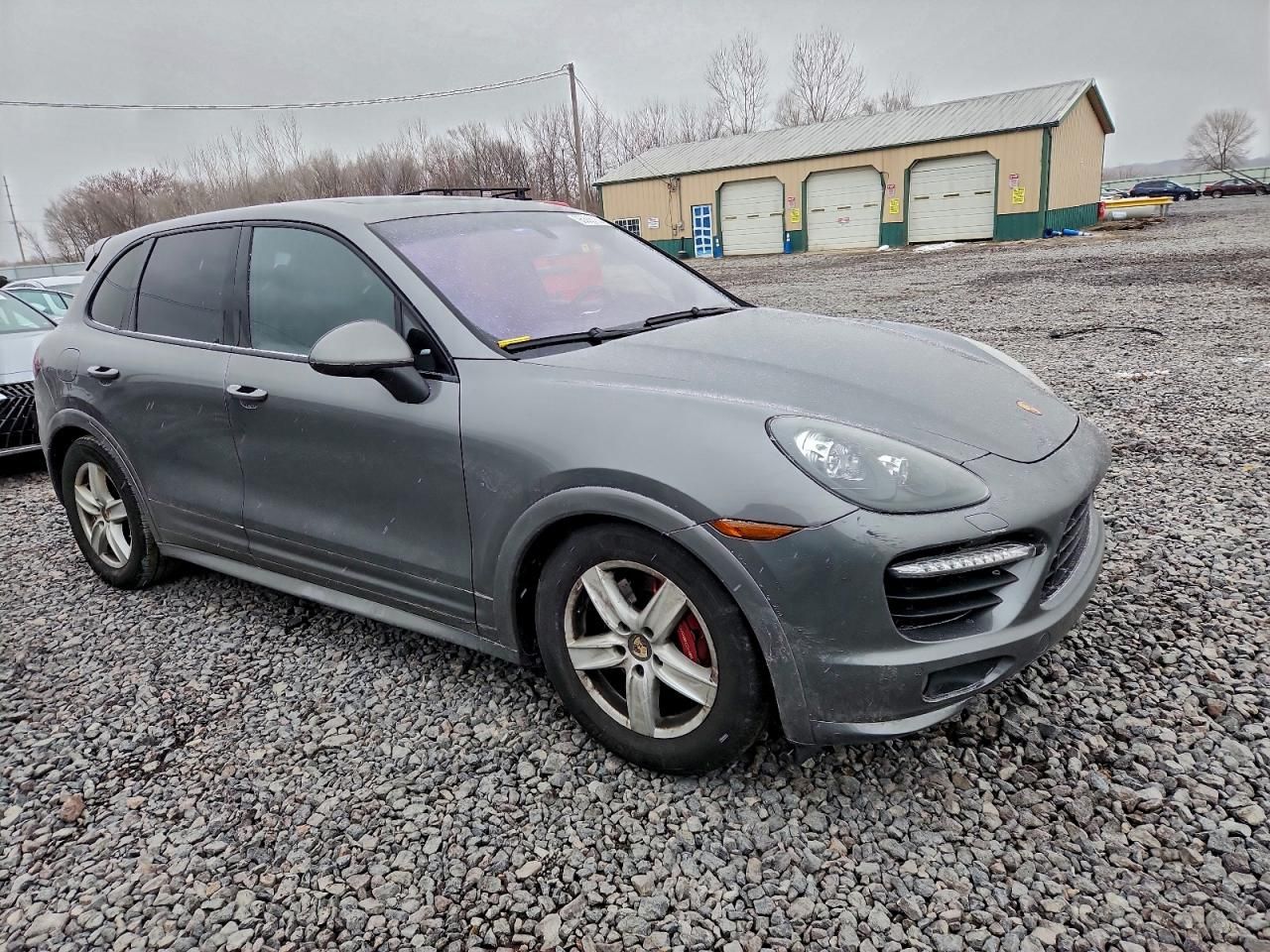 2013 Porsche Cayenne gts