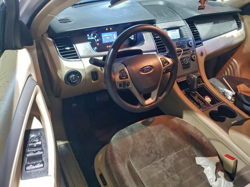 2015 Ford Taurus se