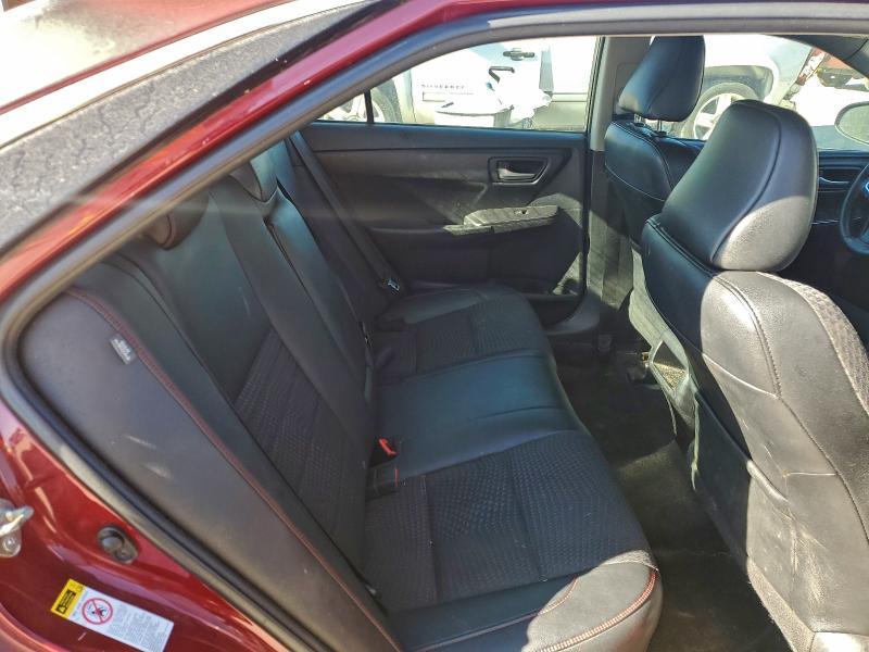 2015 Toyota Camry le