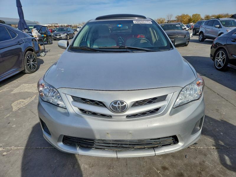2011 Toyota Corolla le