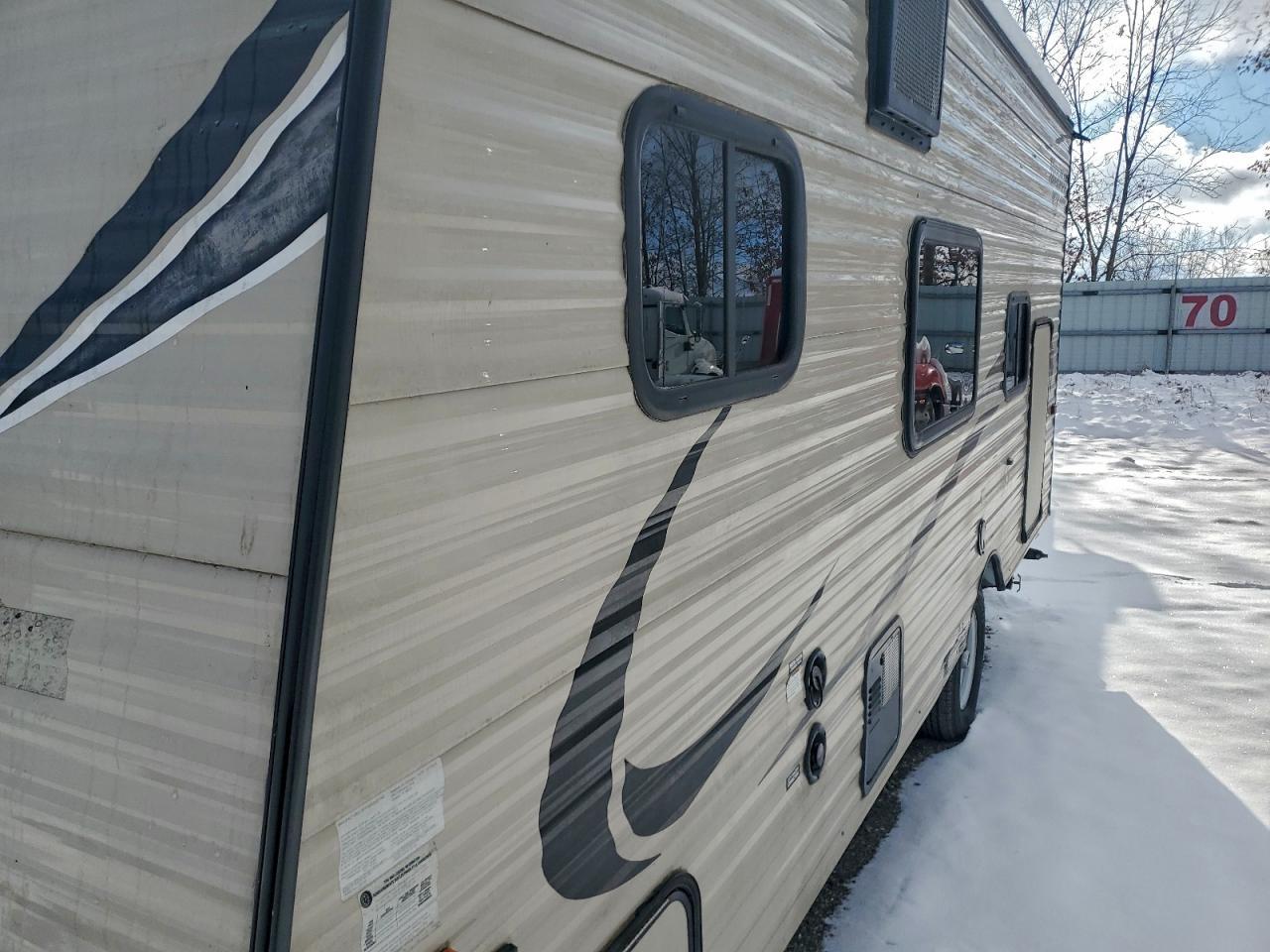 2017 Keystone Tone Hideout Camper