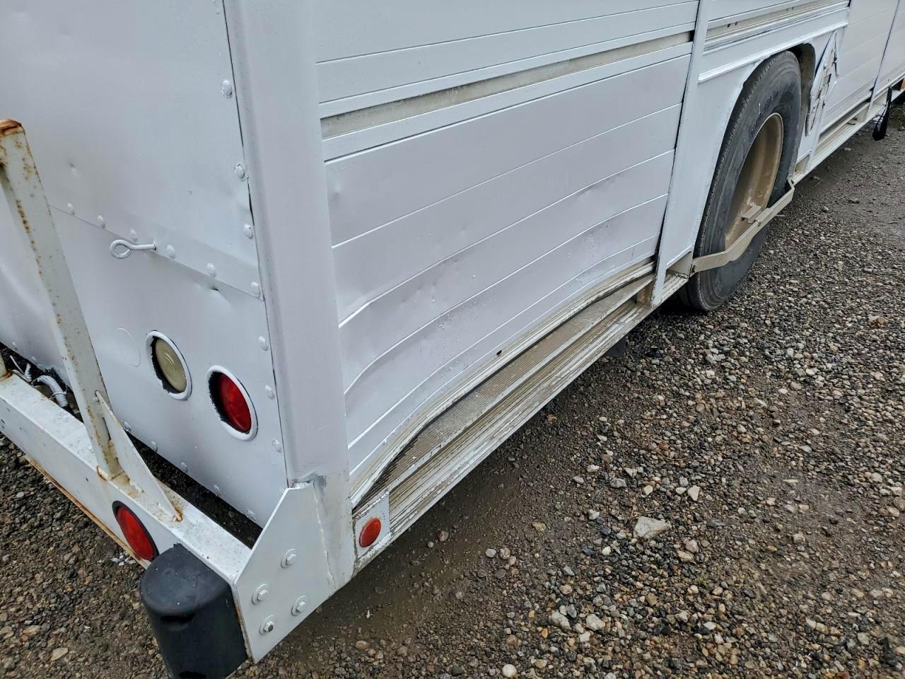 2014 Peterbilt 337 Delivery Truck