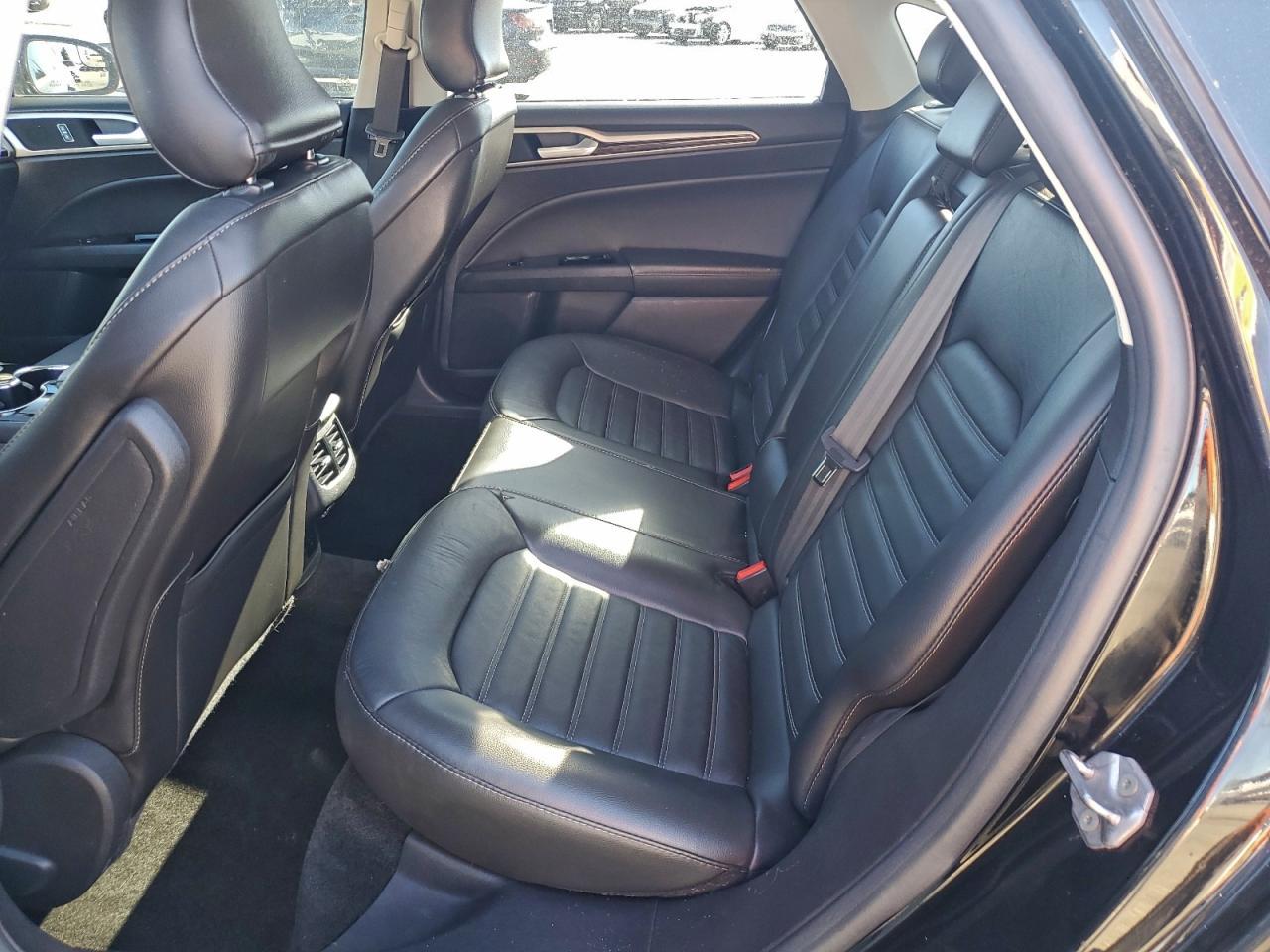 2016 Ford Fusion se Phev