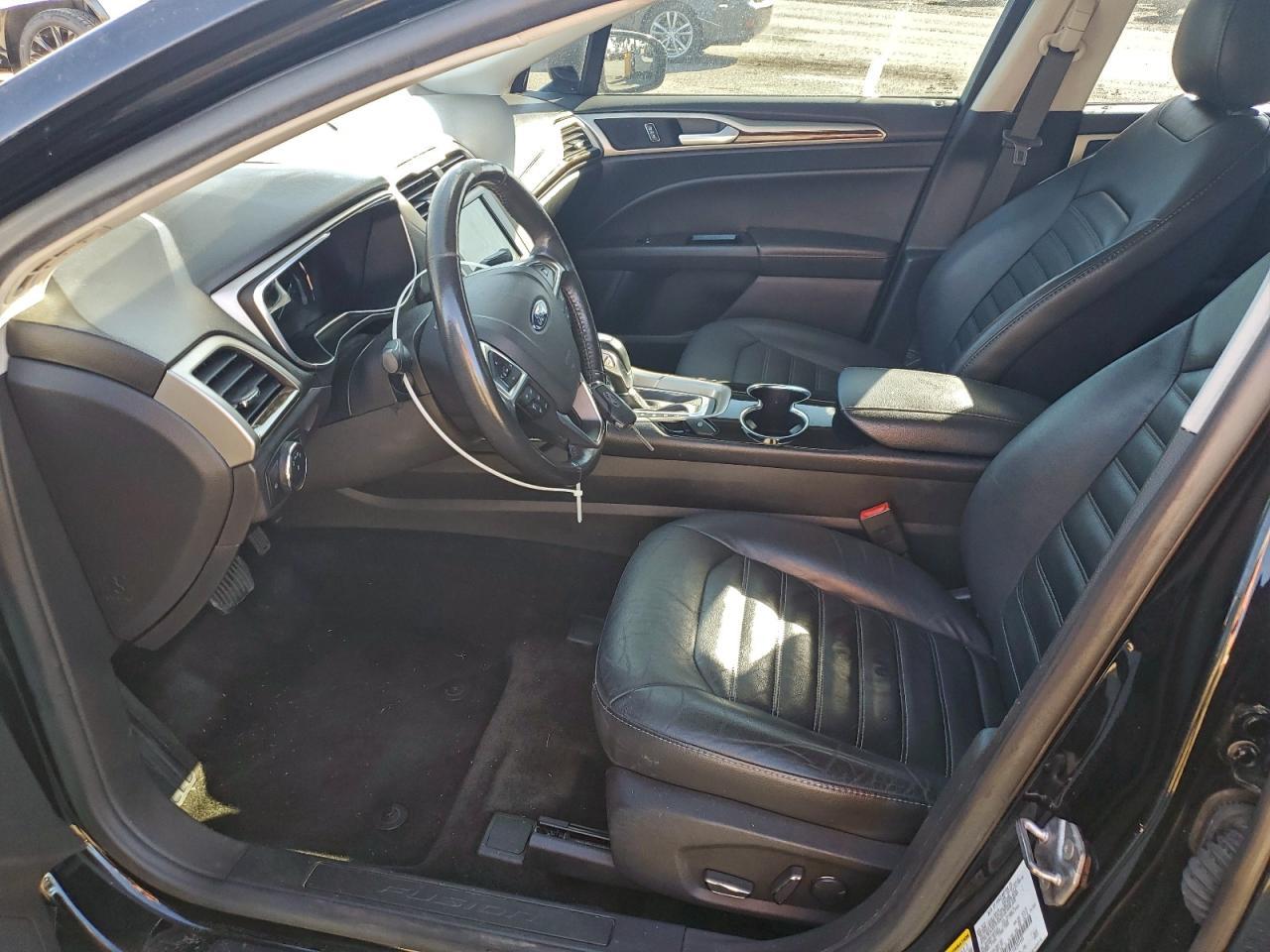 2016 Ford Fusion se Phev