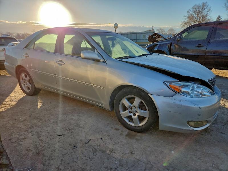 2004 Toyota Camry se