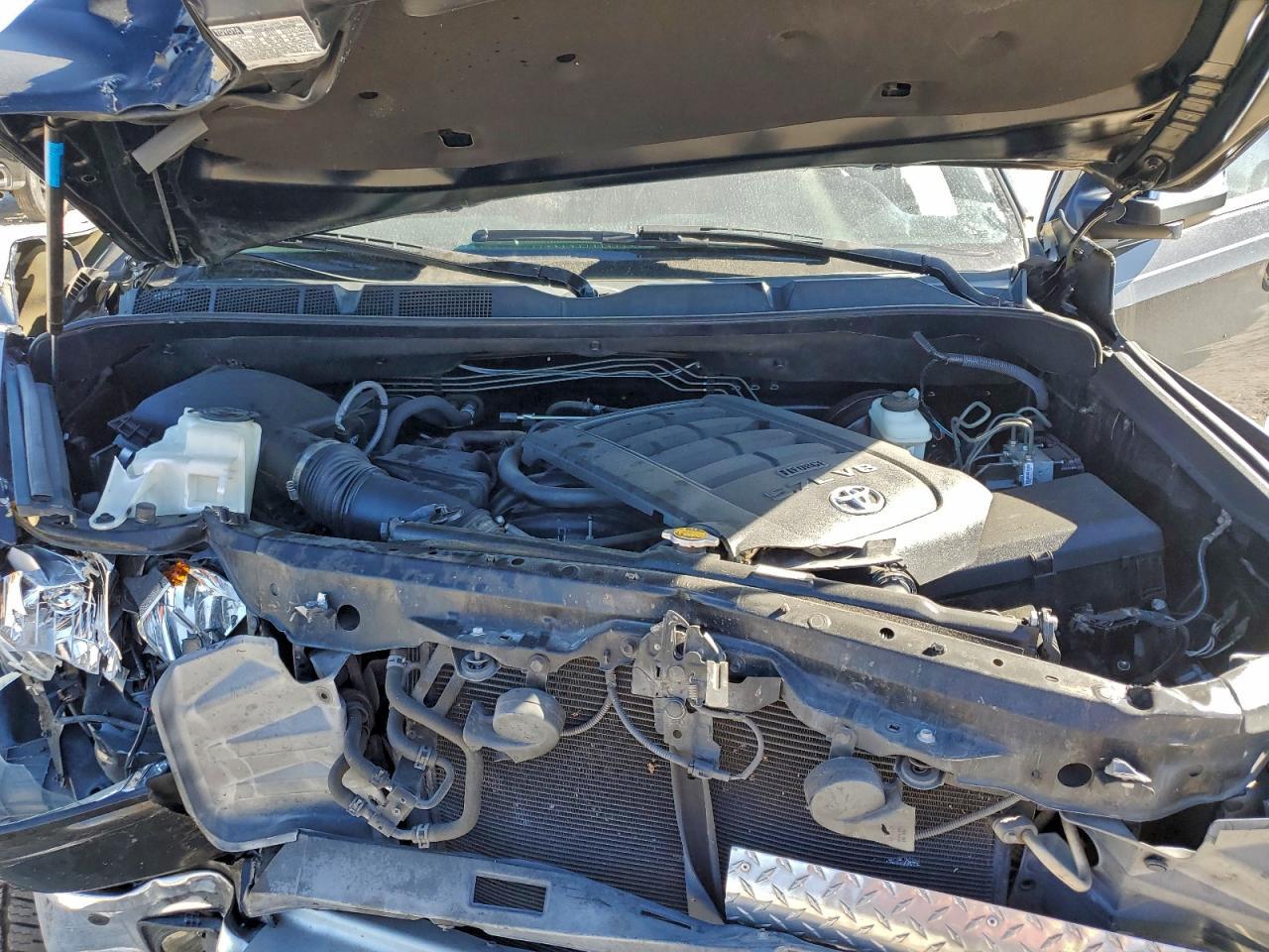 2014 Toyota Tundra Crewmax Platinum