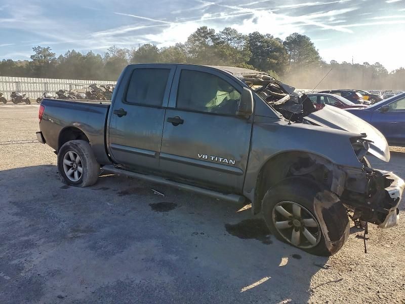 2011 Nissan Titan s