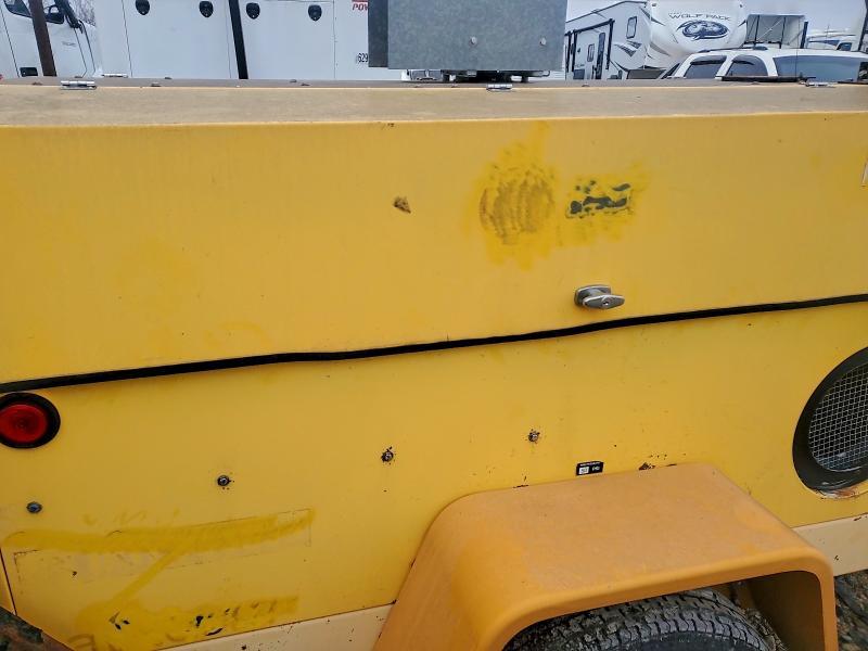 1999 F101 1999 Team Fenex Manhole Support Trailer