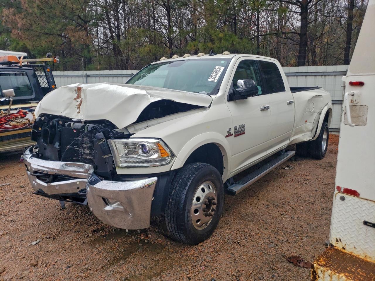 2016 Dodge 3500 Laramie