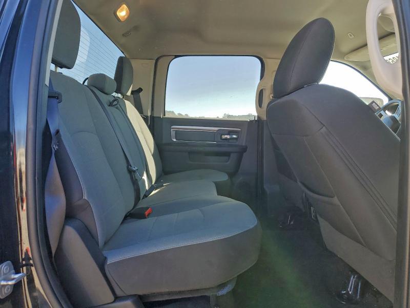2022 Dodge Ram 1500 Classic slt
