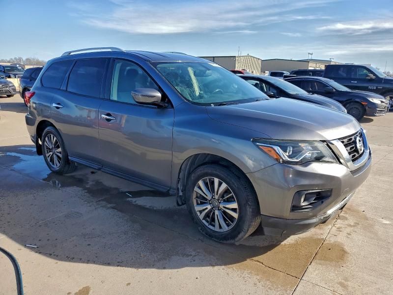 2018 Nissan Pathfinder s