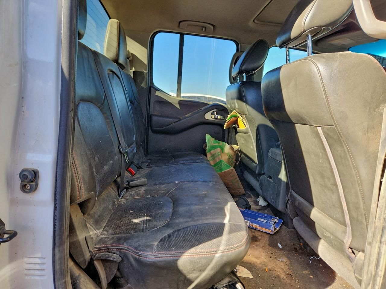 2012 Nissan Frontier s