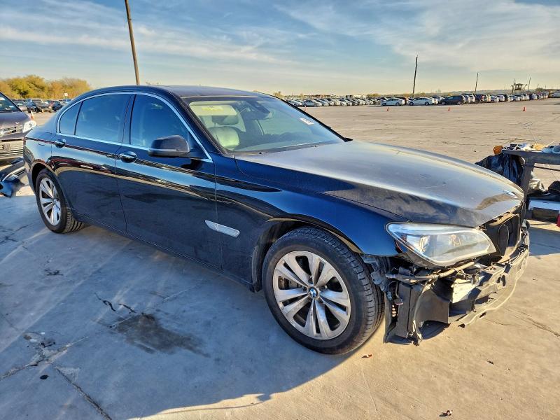 2015 BMW 740 li