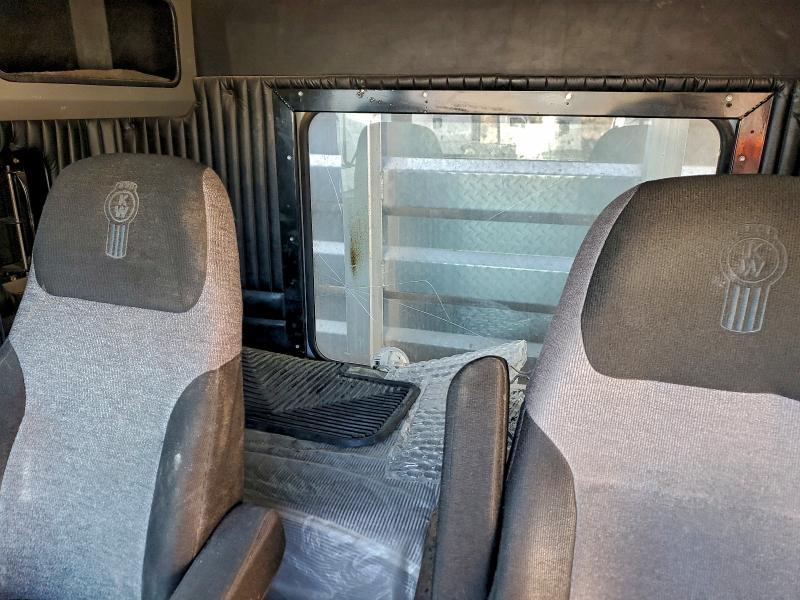 2009 Kenworth Construction T800
