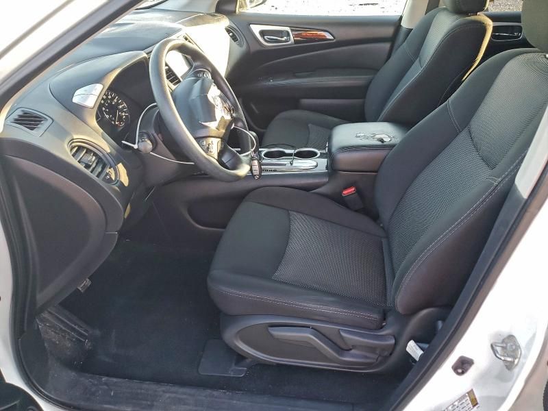 2020 Nissan Pathfinder s