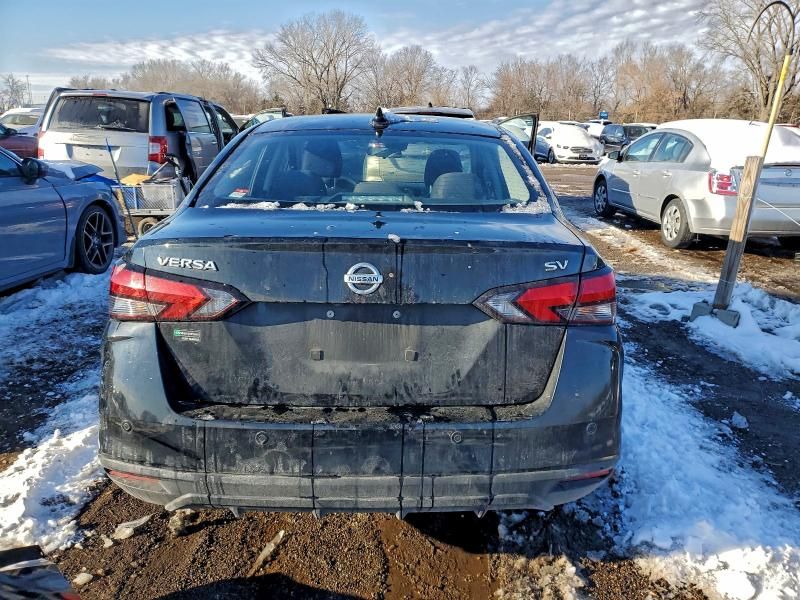 2021 Nissan Versa sv