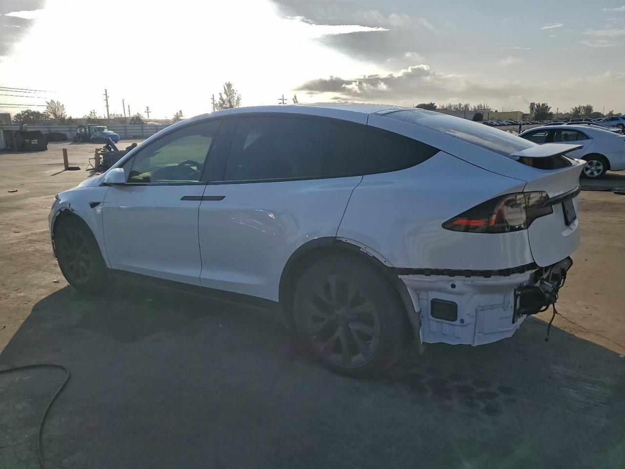 2023 Tesla Model x
