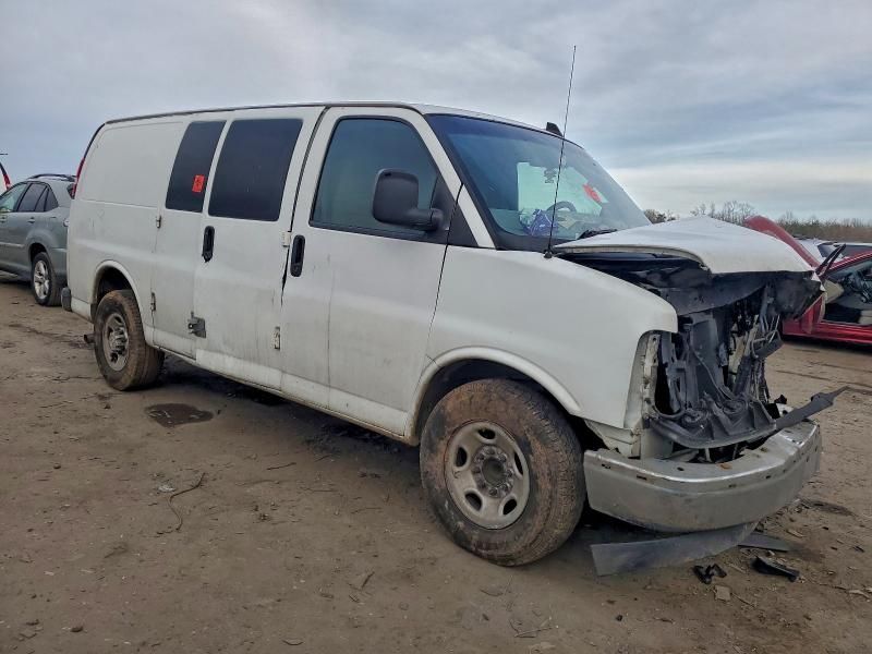 2017 Chevrolet Express 2500 Delivery van