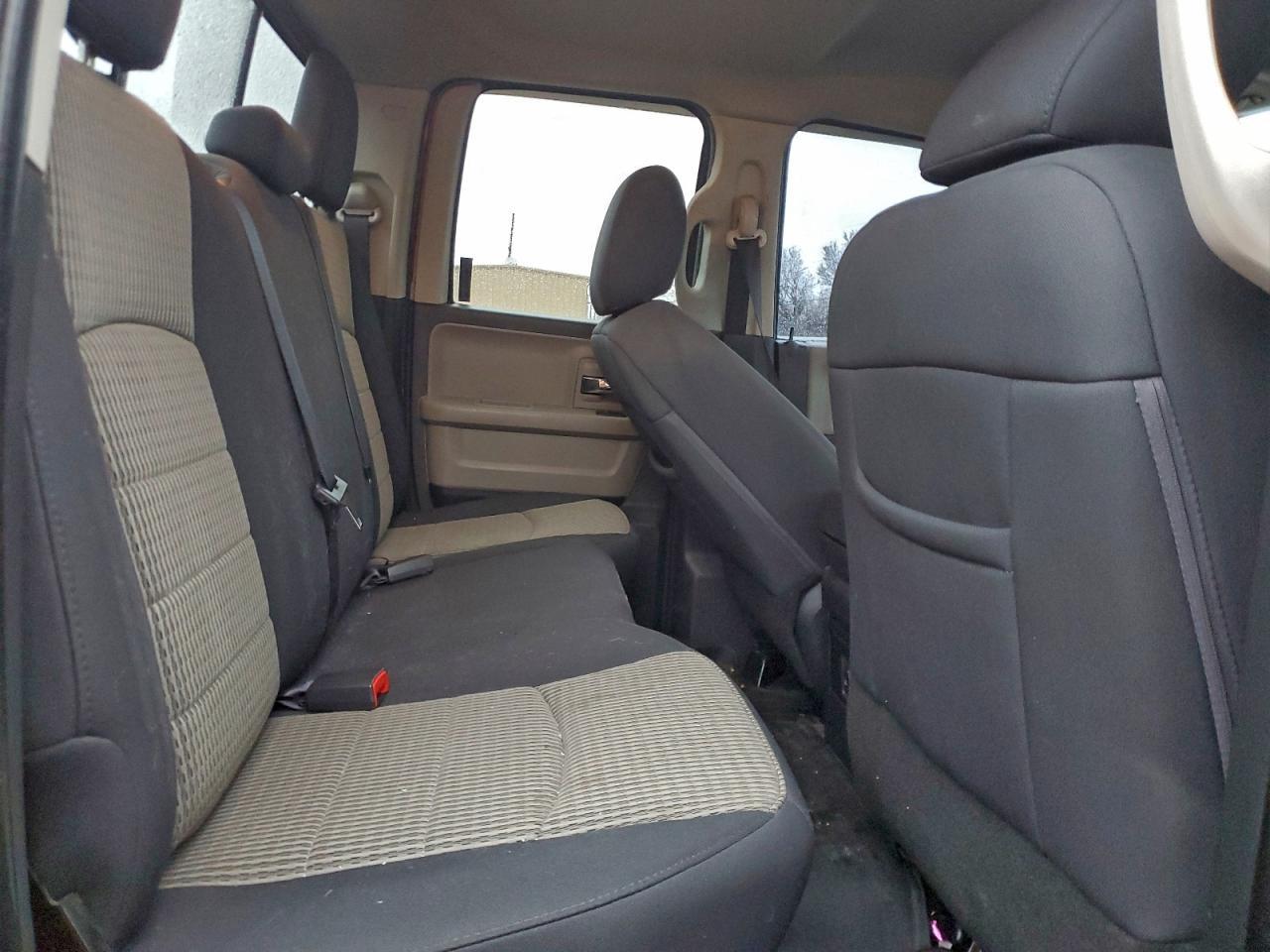 2012 Dodge Ram 1500 slt