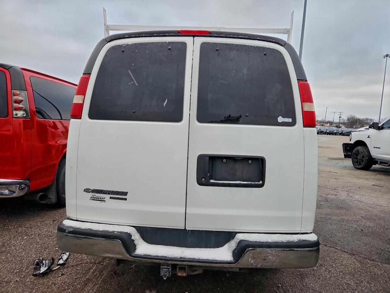 2012 Chevrolet Express G2500 lt