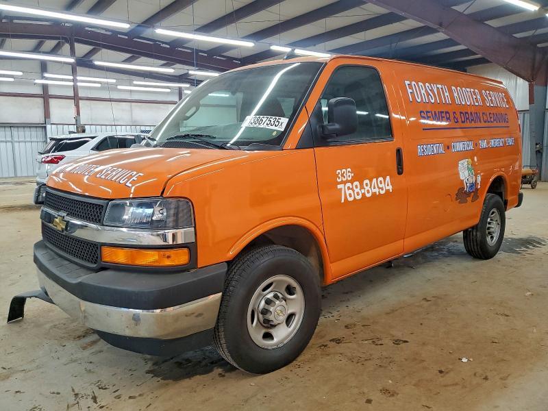 2022 Chevrolet Express G2500