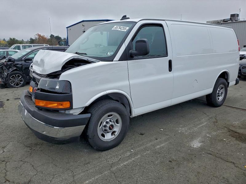 2024 GMC Savana Delivery van