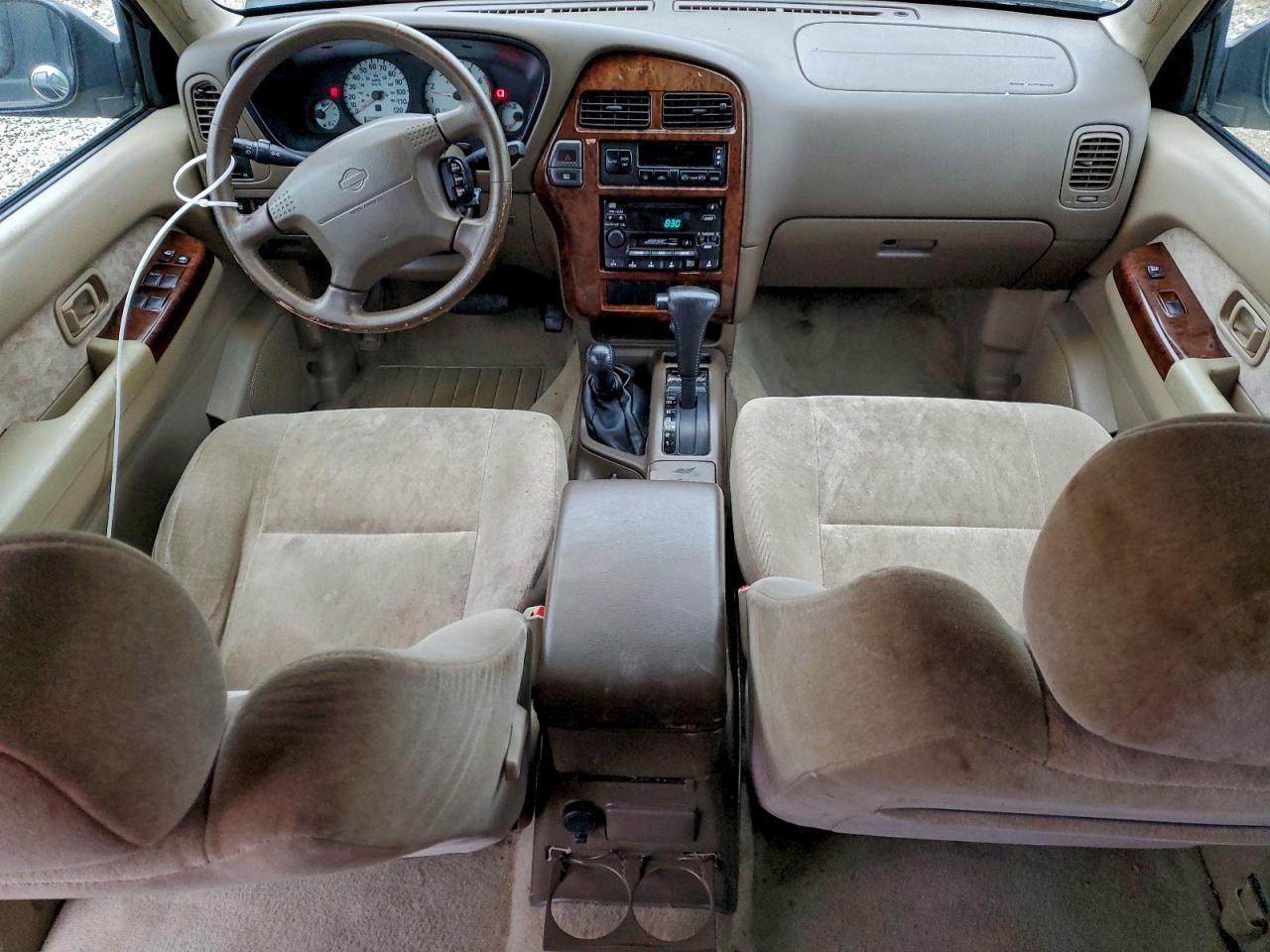 1999 Nissan Pathfinder le
