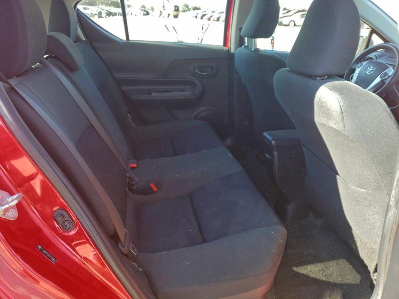 2016 Toyota Prius c two