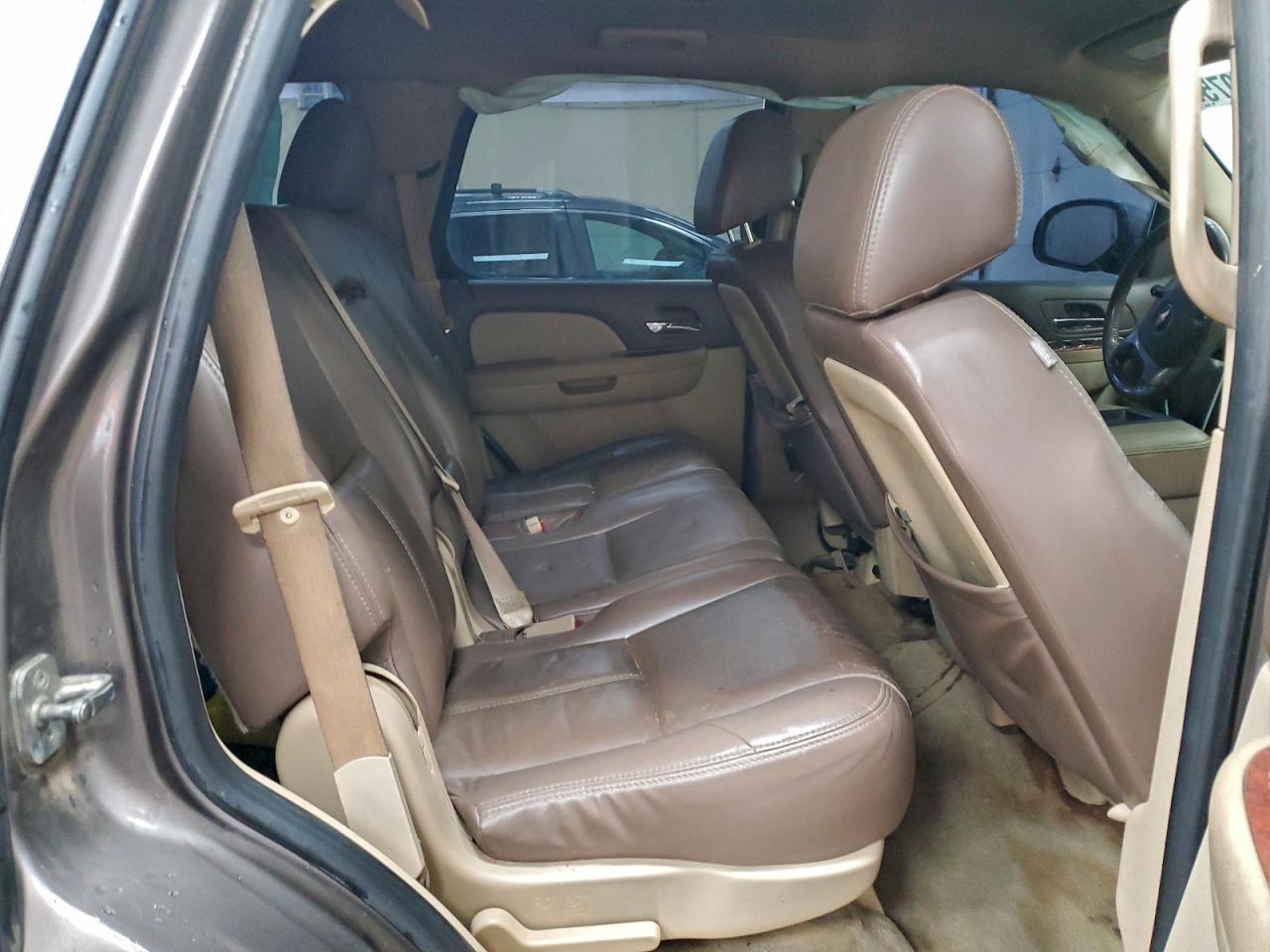 2011 Chevrolet Tahoe C1500 ls