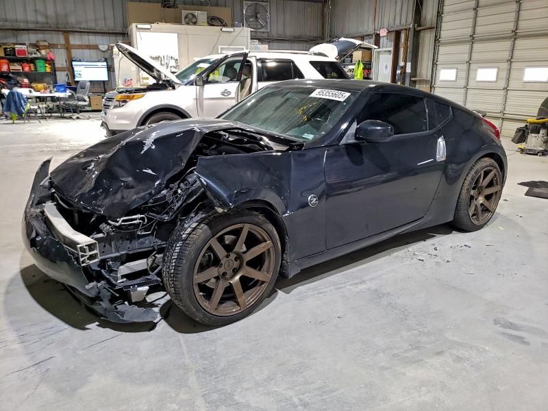 2014 Nissan 370z Base