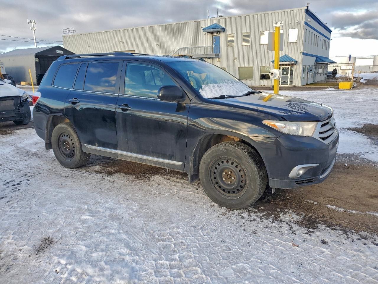 2013 Toyota Highlander Base