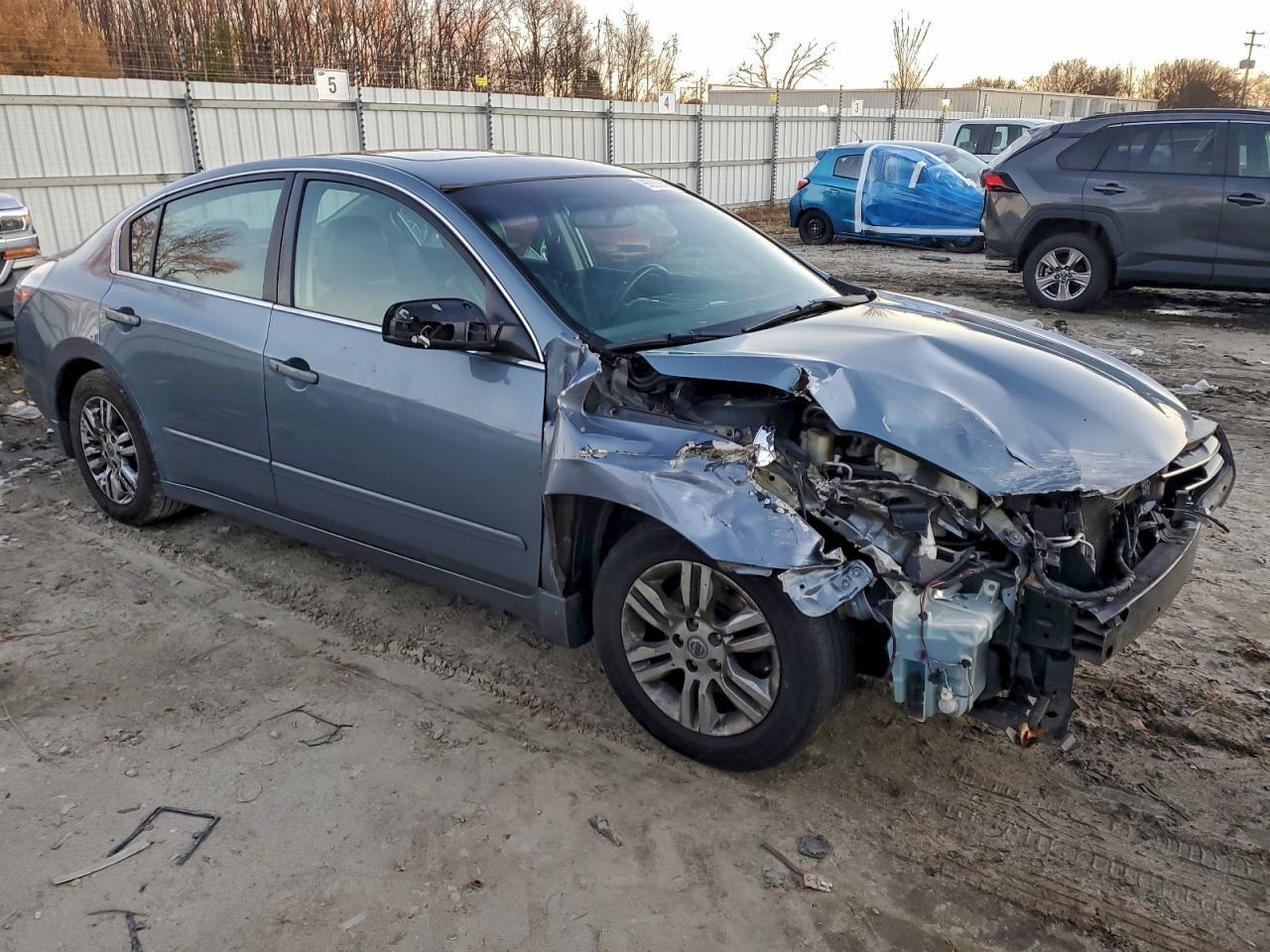 2010 Nissan Altima Base