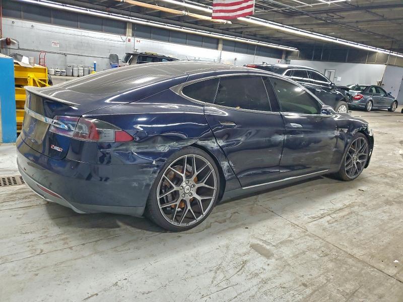 2015 Tesla Model s P85d