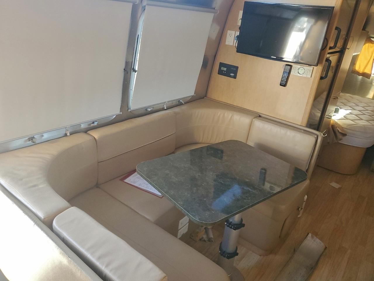 2015 Airstream Flying CLO