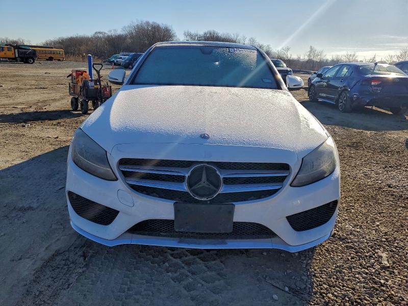 2016 Mercedes-Benz C300